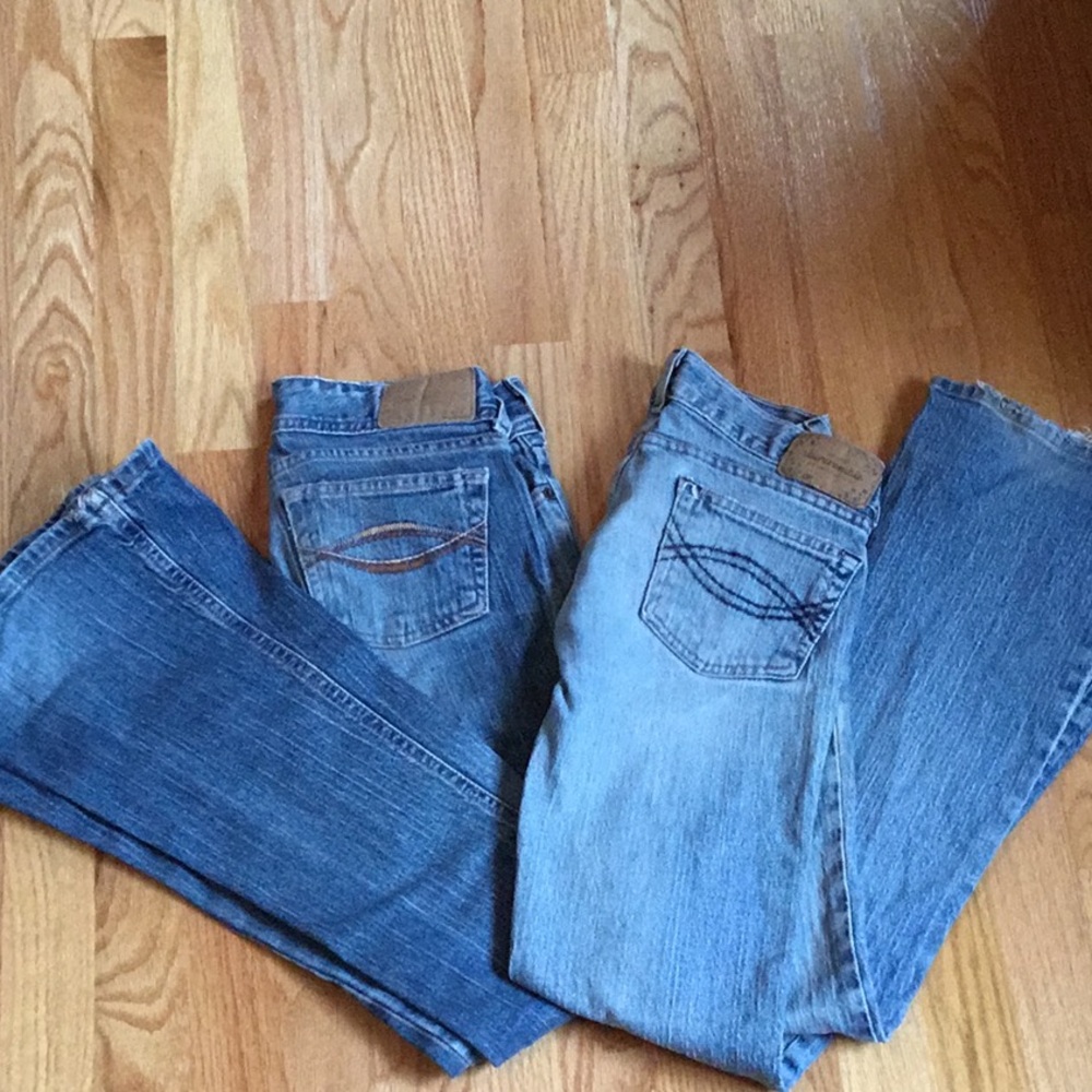 2 Pair of Abercrombie jean!!